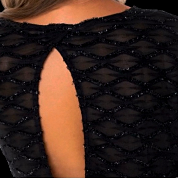 Molly Bracken Black Sequin Long Sleeve Top Size Small New With Tags - Picture 10 of 10